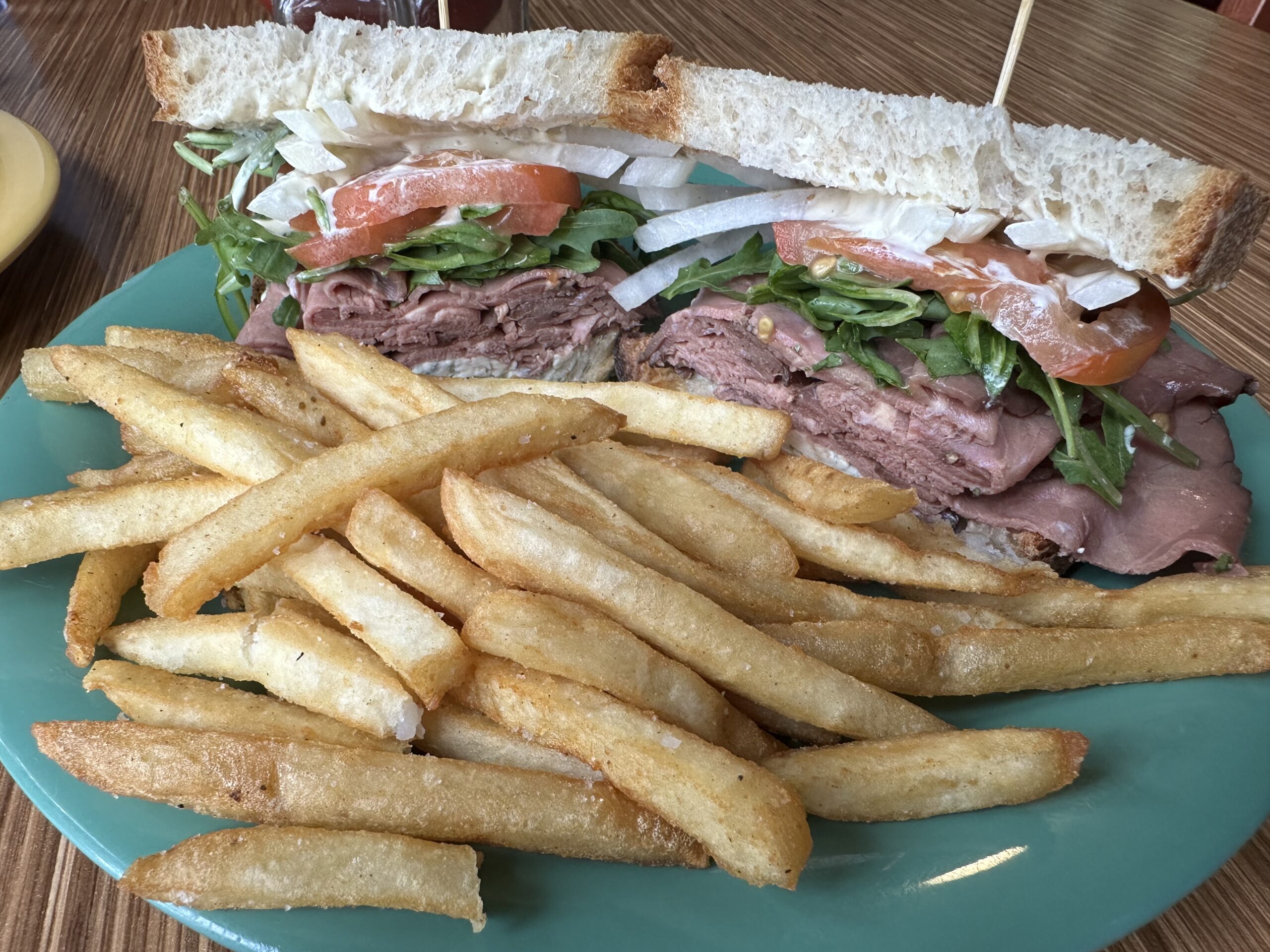 The Fickle Pickle: Where Roswell’s Heart Beats at Lunchtime